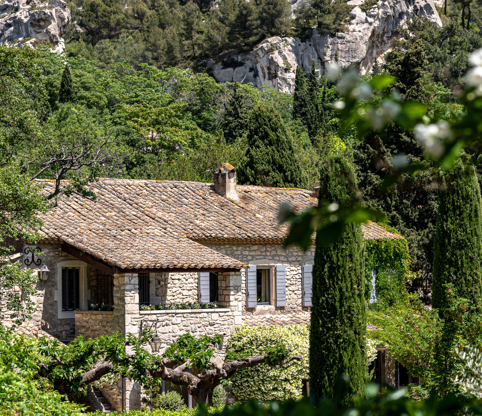 Iconic House - image