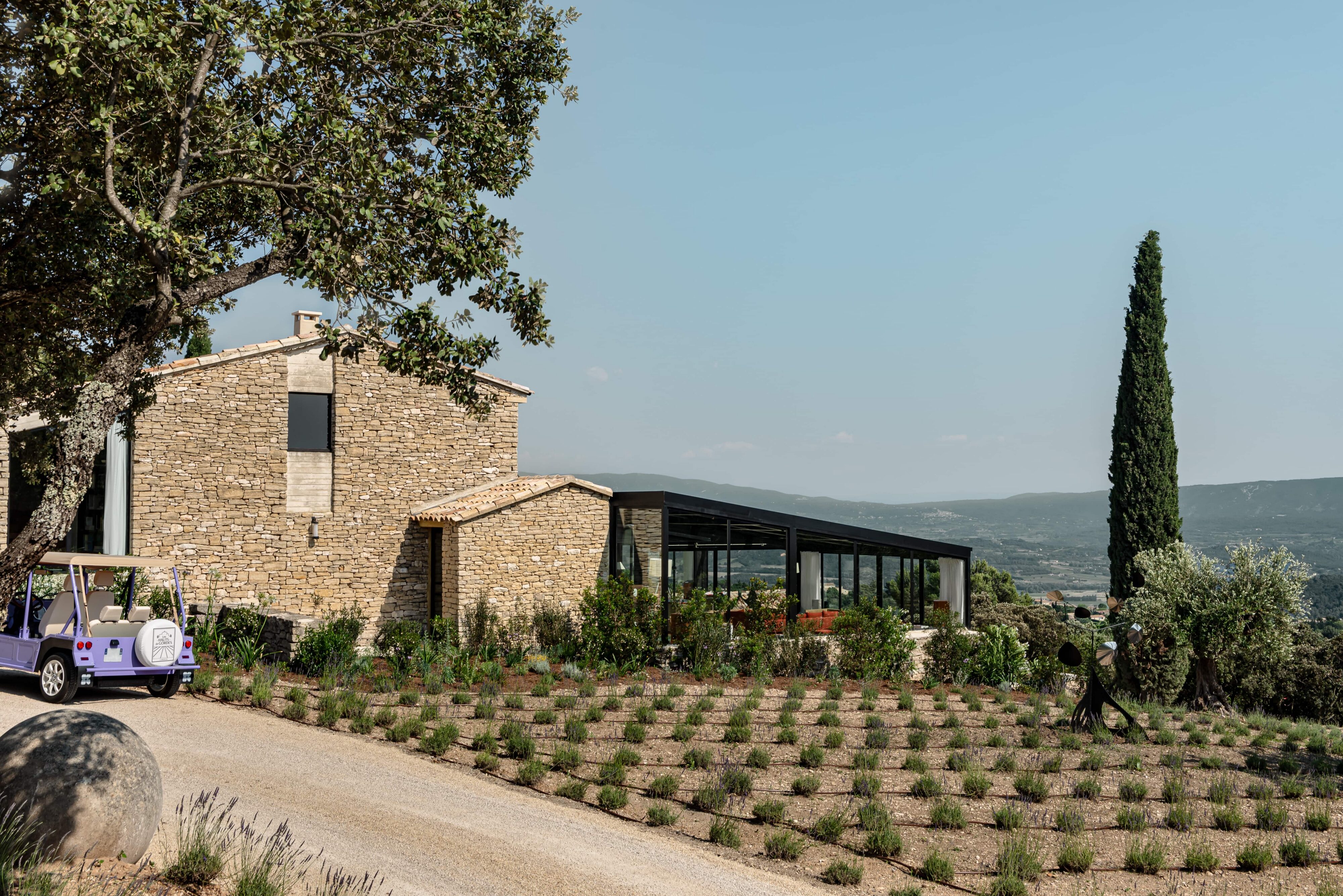 Iconic House - image