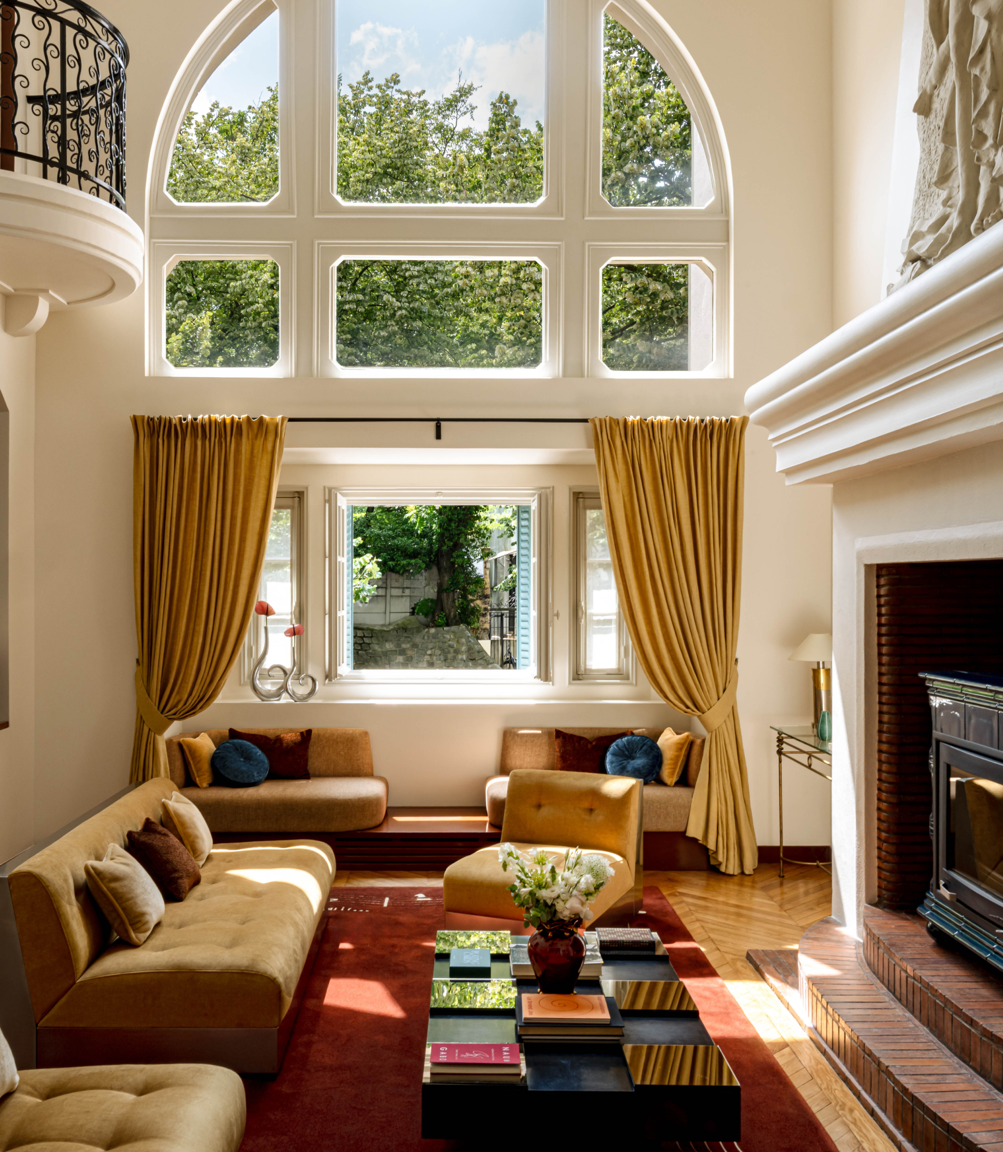 Iconic House - image