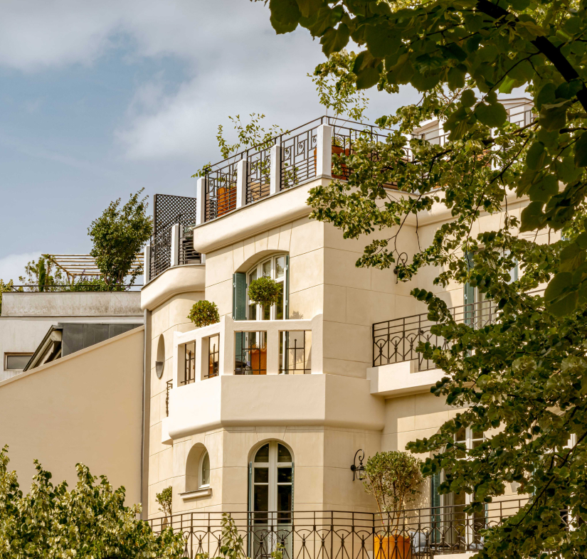 Iconic House - image