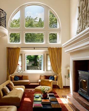Iconic House - image
