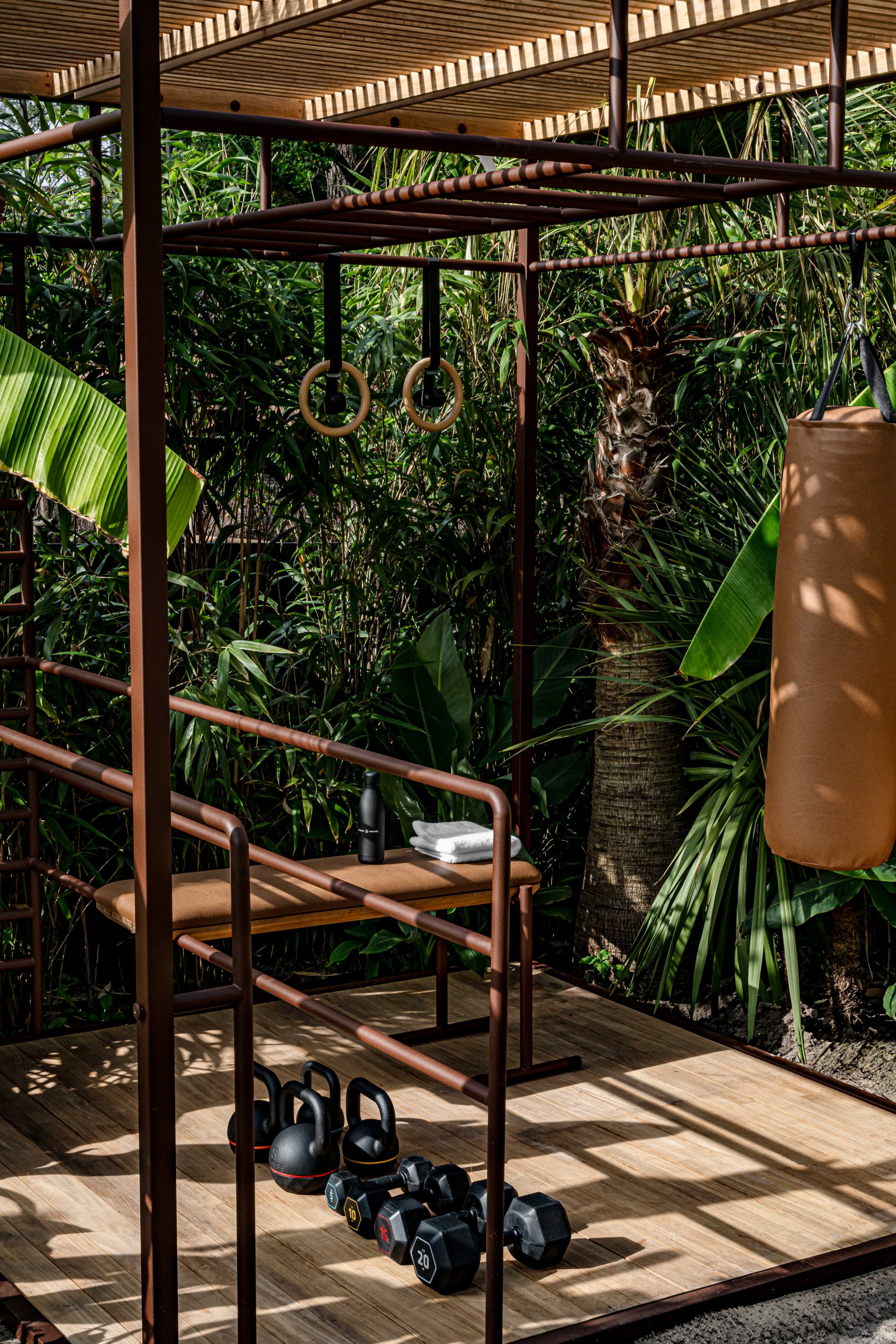 Outdoor sports equipment