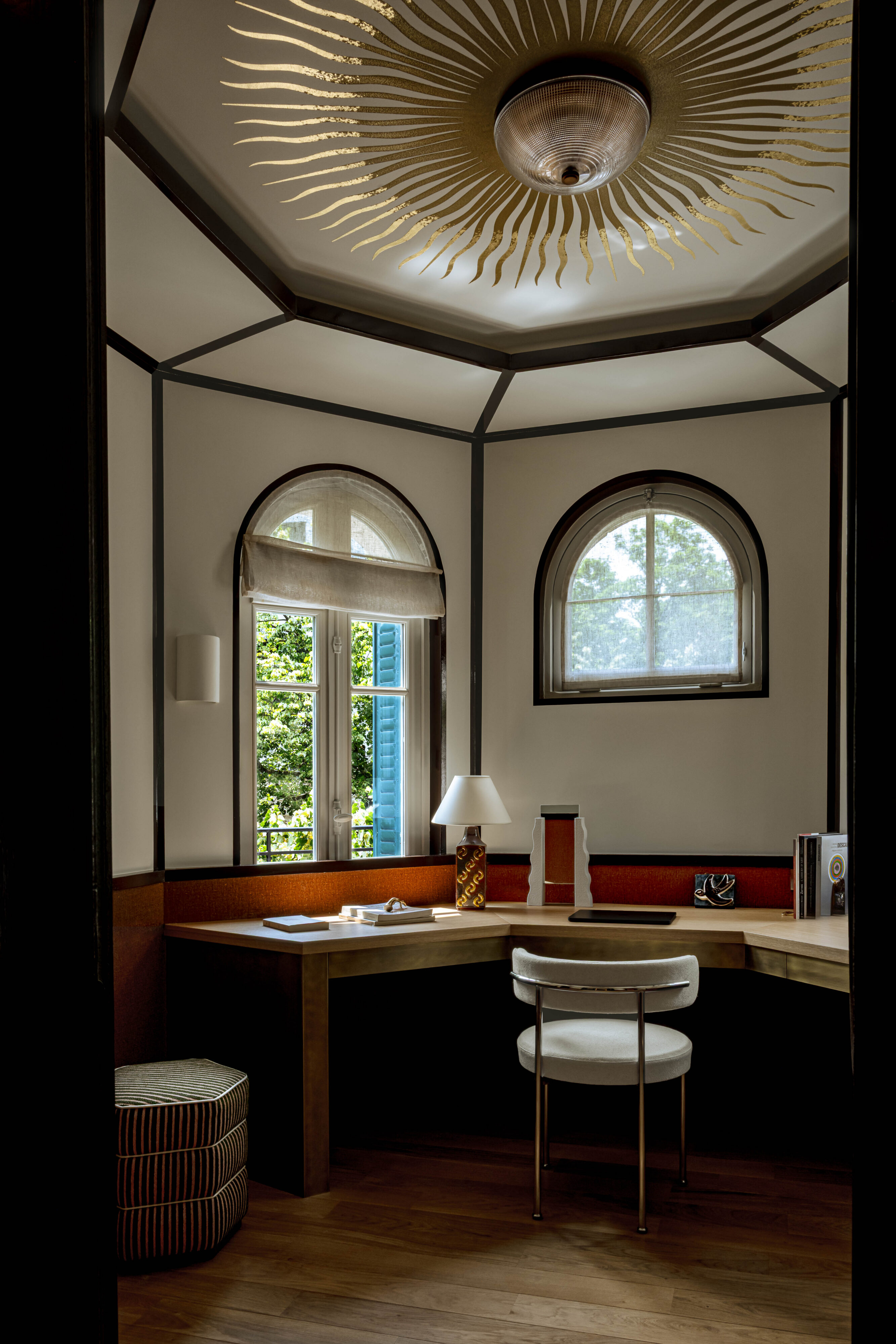 Coin bureau